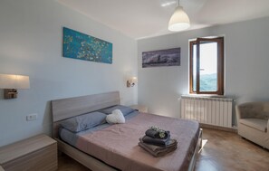 3 Schlafzimmer, Reisekinderbett, kostenloses WLAN