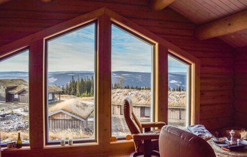 Beautiful home in øyer with sauna