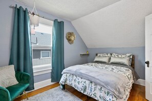 3 Schlafzimmer, Schreibtisch, Bügeleisen/Bügelbrett, kostenloses WLAN