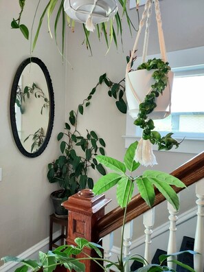 Interior - Private Loft in 2 Story Victorian, Billiken Inn (Spokane)