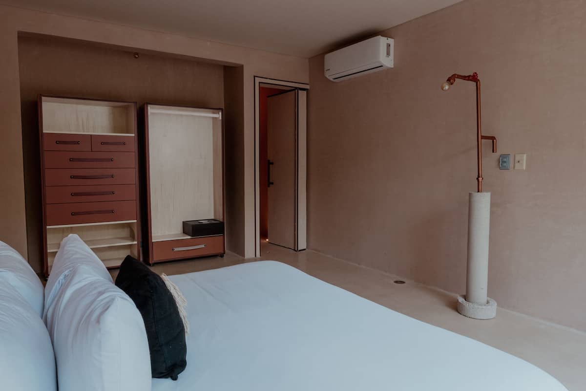 Couette en duvet, minibar, rideaux d’obscurcissement