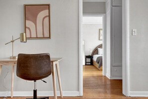 1 chambre, fer et planche à repasser, Wi-Fi, literie fournie