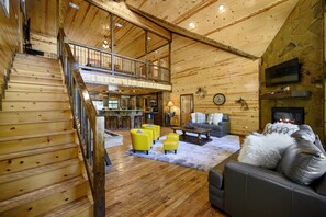 Smart TV, chimenea y videojuegos 