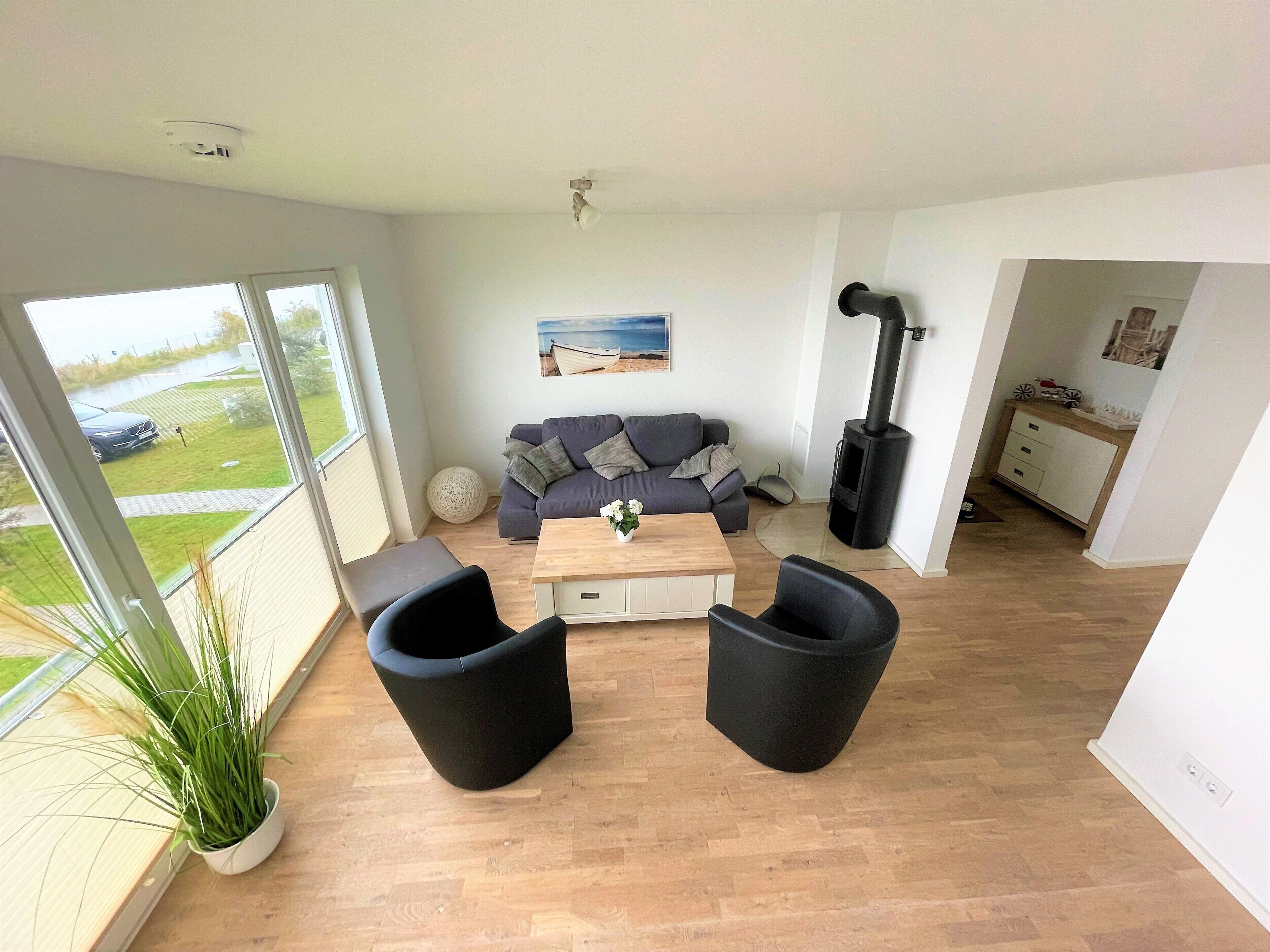 Télévision, cheminée