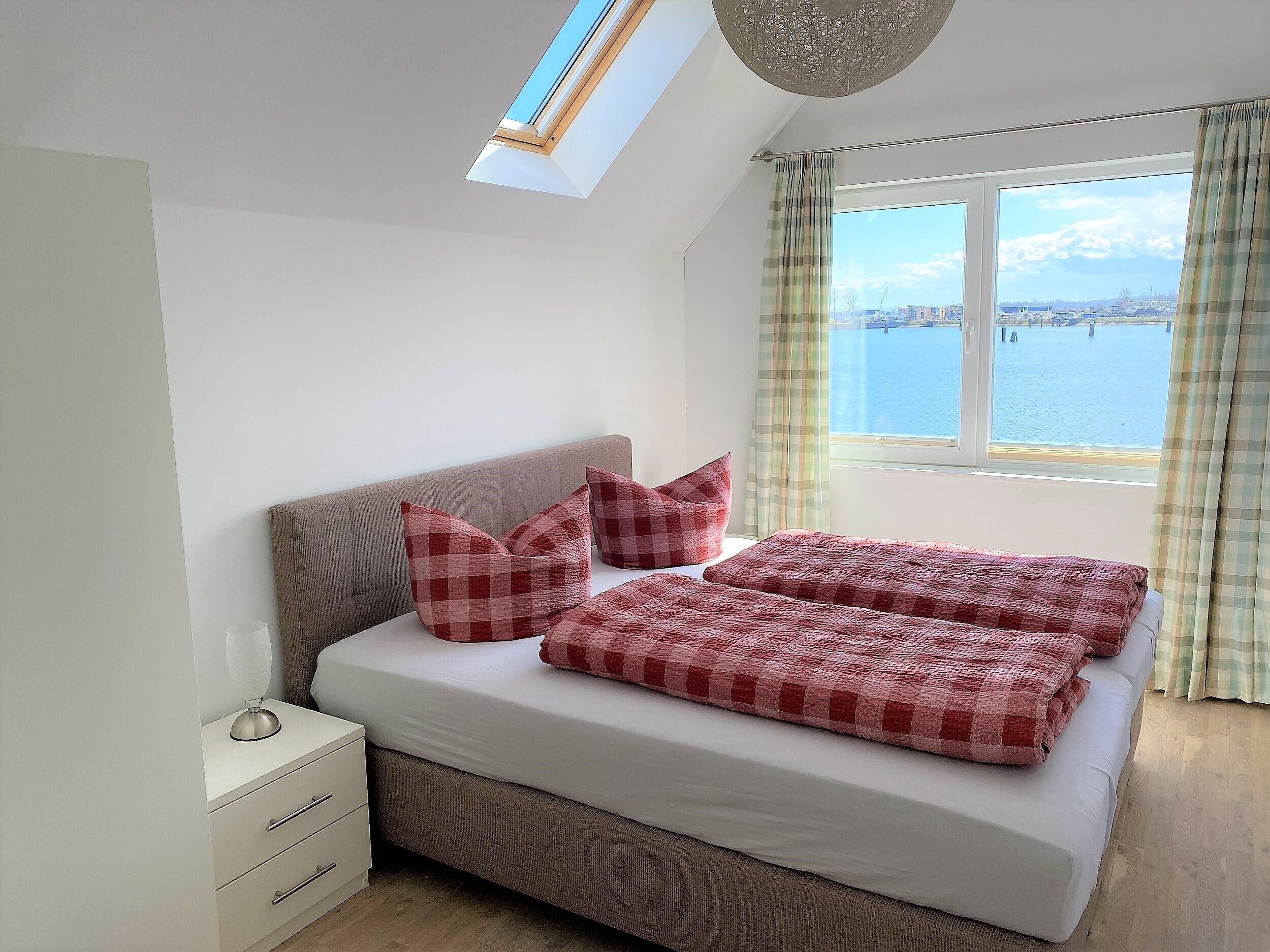 2 chambres, fer et planche à repasser, Wi-Fi gratuit