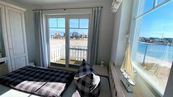 2 makuuhuonetta, silitysrauta/-lauta, ilmainen Wi-Fi