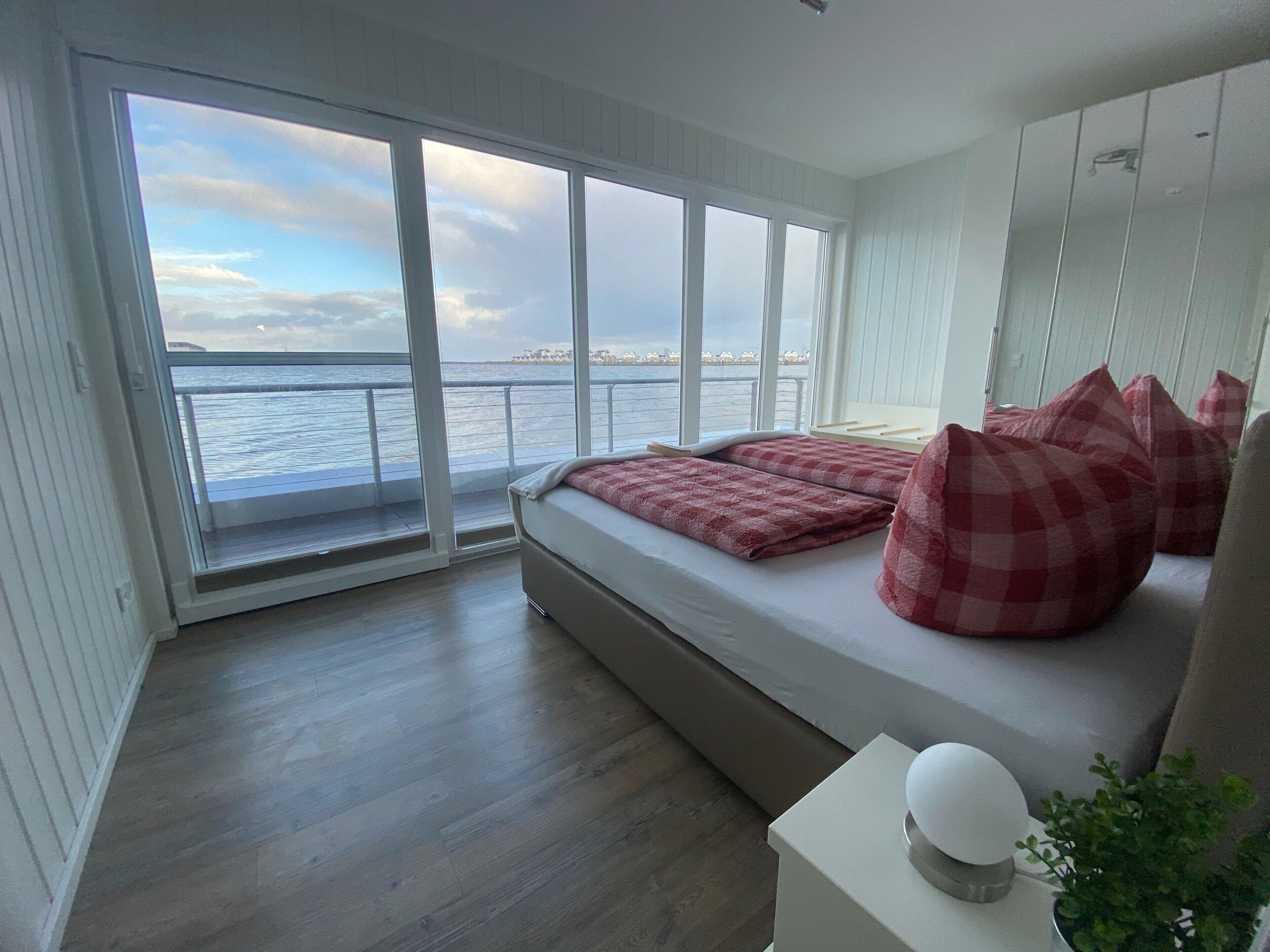 2 bedrooms, free WiFi