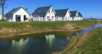 Holiday Home 'Skipper Hus By Seeblick Ferien' with Private Terrace and Shared Garden