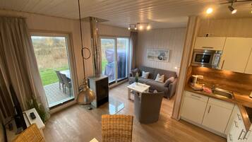 Televisie en een open haard