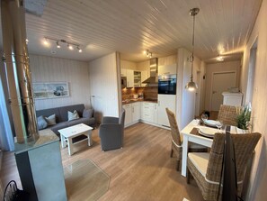 Televisión, chimenea