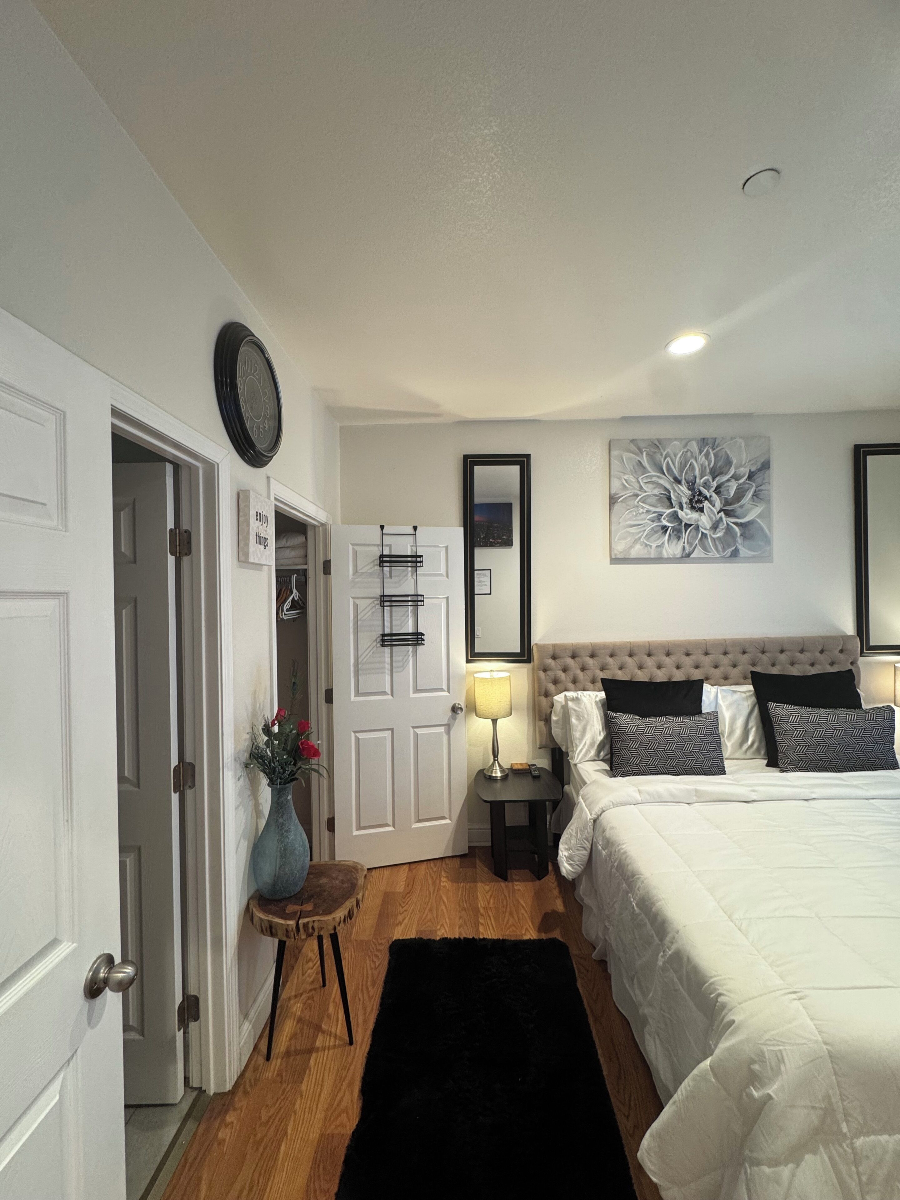 1 dormitorio, escritorio, tabla de planchar con plancha y wifi gratis