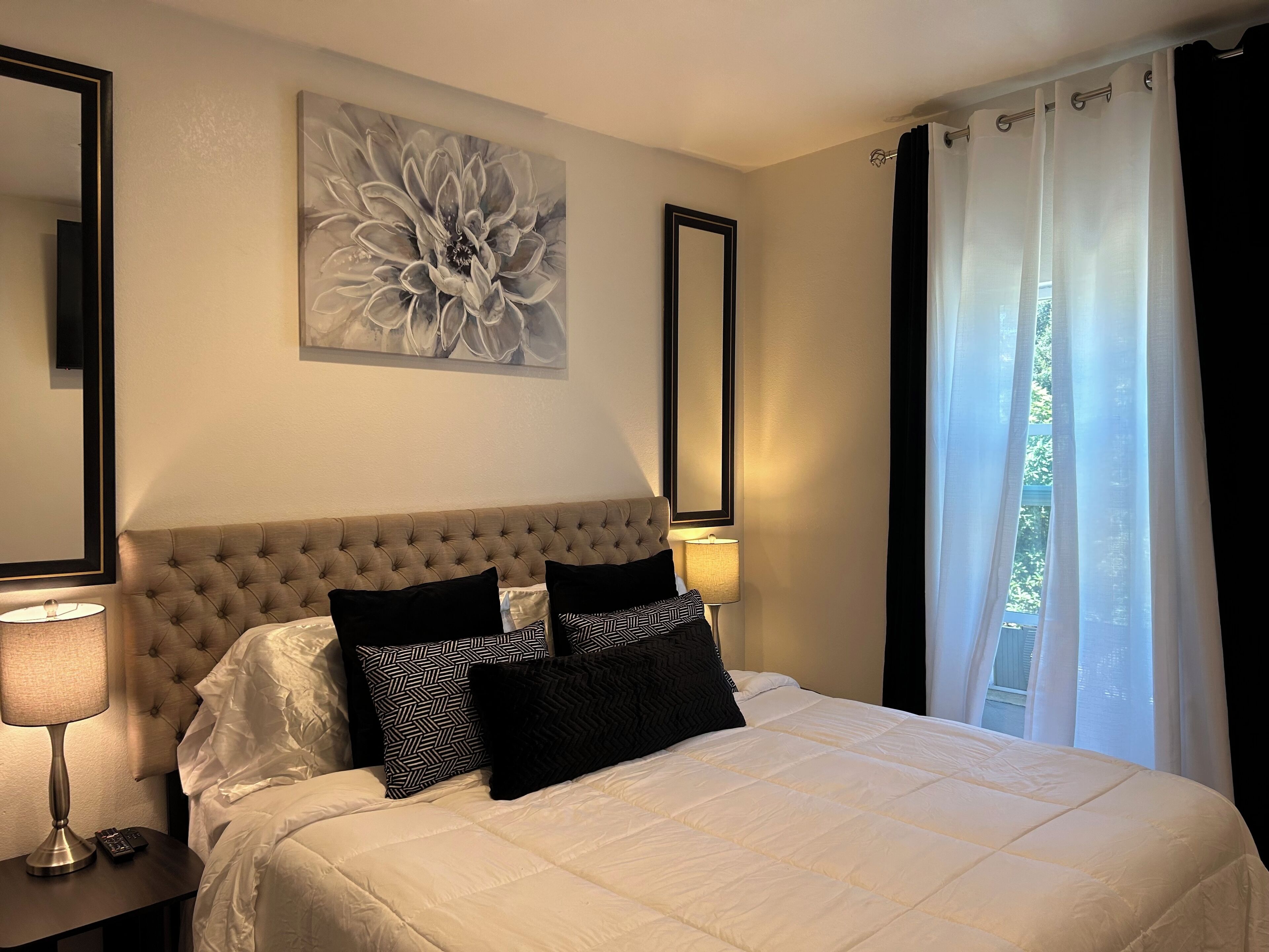 1 chambre, bureau, fer et planche à repasser, Wi-Fi gratuit