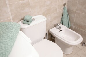 Bathroom - Casa Tiago With High-speed Wifi and Smart-tvv (La Oliva)