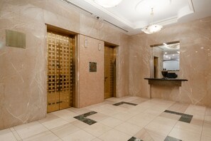 Elevator