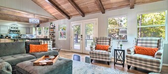 Cape Royale Cottage w/ Fire Pit & Water Views