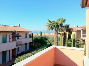 Property grounds - Retreat at Via Toscanini (Lazise)