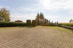 Property grounds - Retreat at Via Toscanini (Lazise)