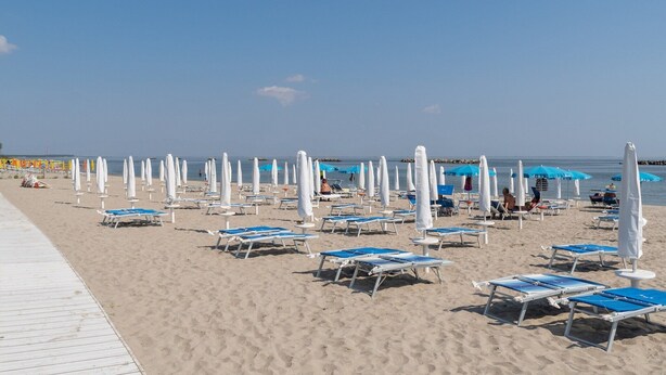Vlak bij het strand
