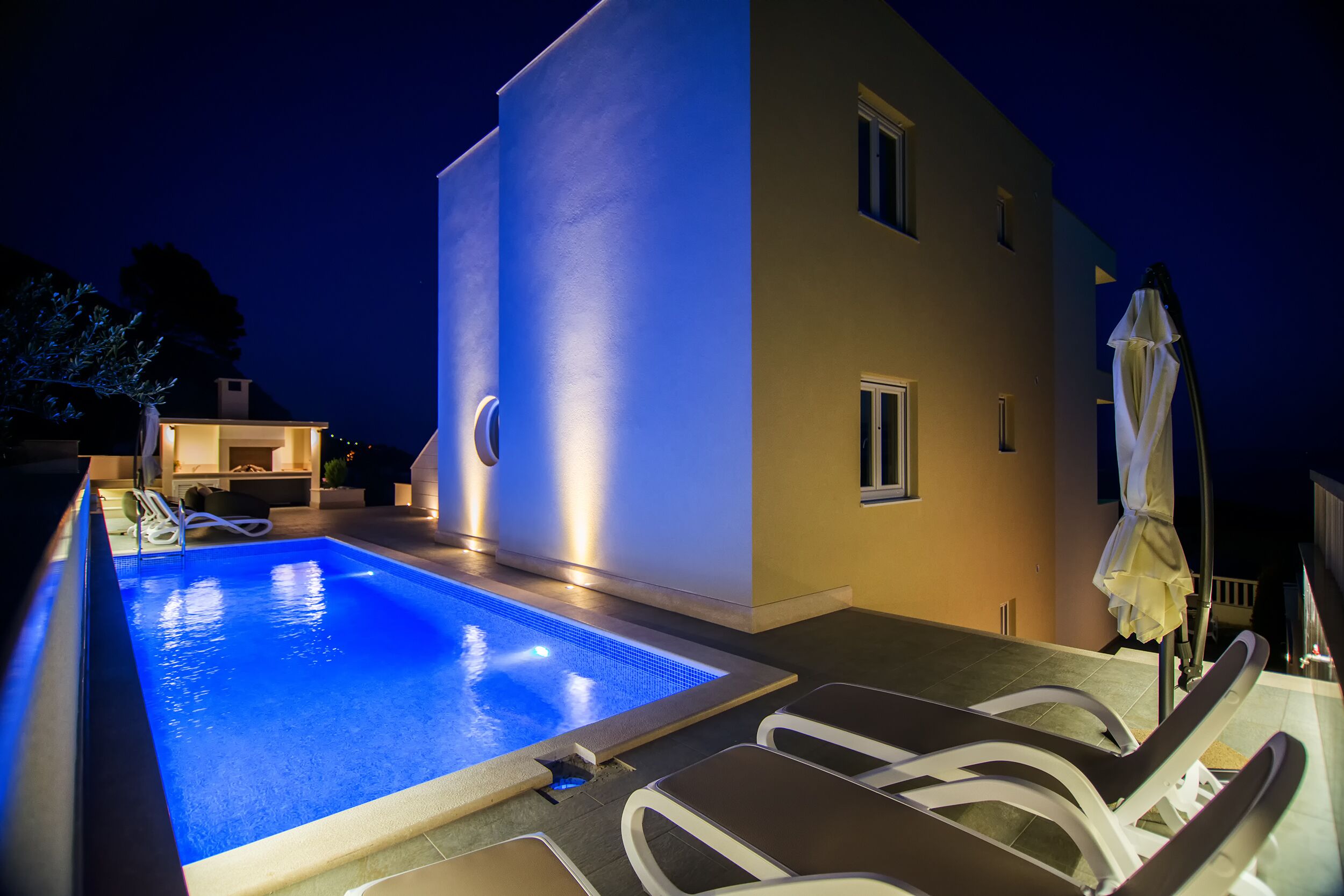 Outdoor pool