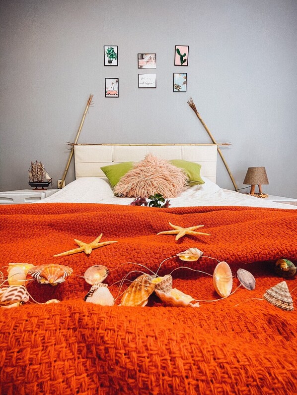 Chambre Standard | Espace de travail pour ordinateurs portables, literie fournie