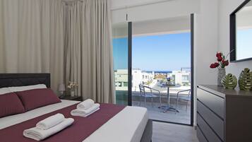 3 bedrooms, iron/ironing board, Internet, bed sheets