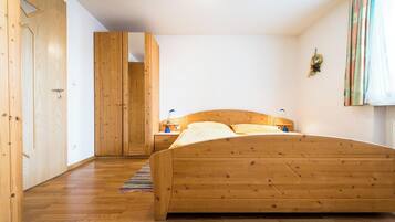 1 Schlafzimmer, kostenloses WLAN, BettwÀsche