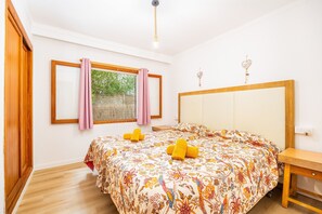 1 chambre, Wi-Fi gratuit, draps fournis