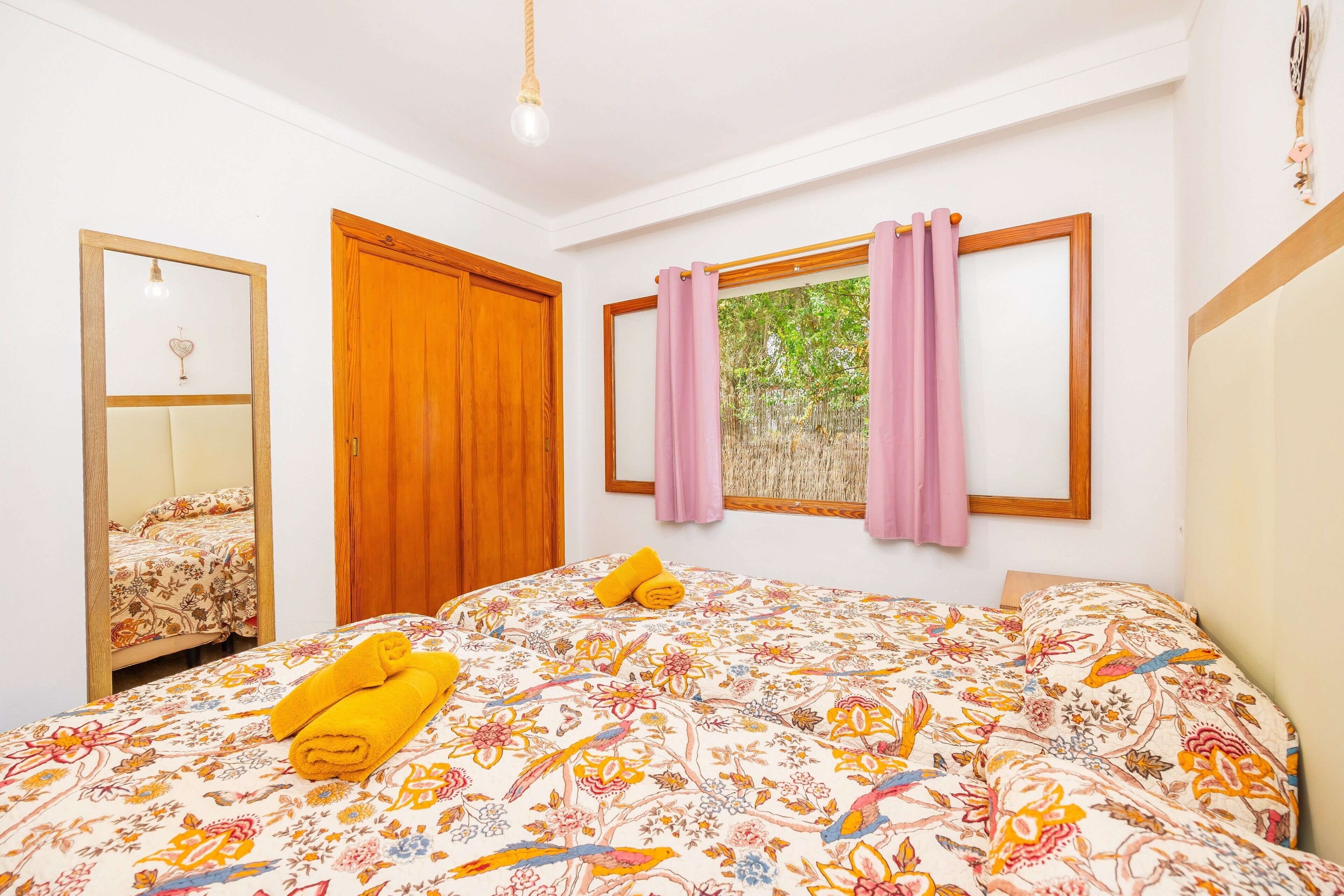 1 bedroom, free WiFi, bed sheets