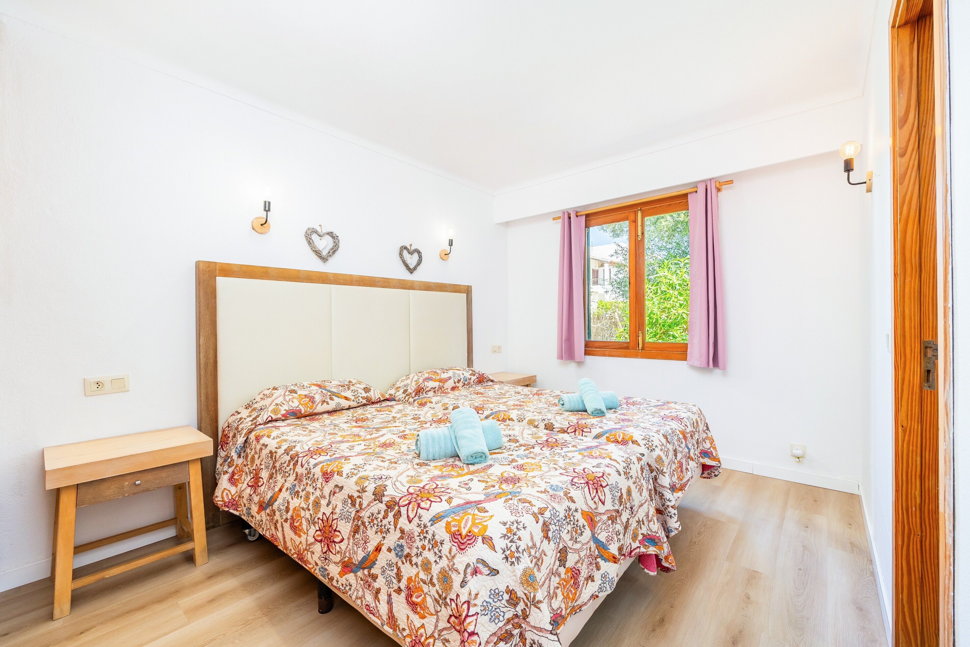 1 chambre, accès au Wi-Fi (inclus), literie fournie