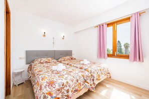 1 dormitori, wifi gratuïta i roba de llit 