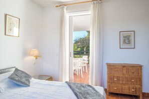 2 camere, ferro/asse da stiro, Wi-Fi gratuito, lenzuola