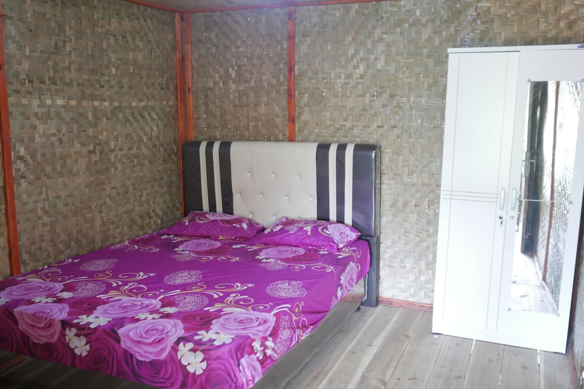 Habitación doble | Escritorio, wifi gratis y ropa de cama