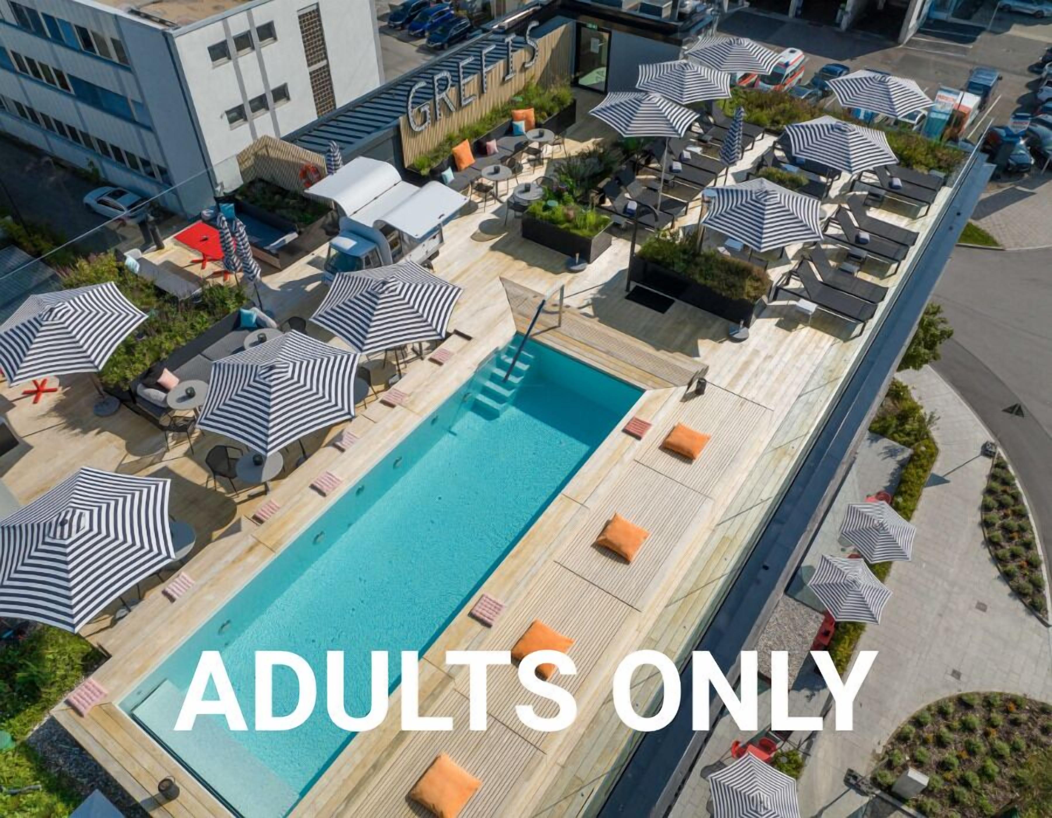 sauna, steam room, massages