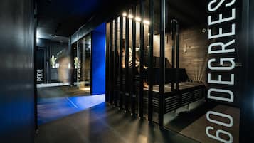 Sauna, steam room, massages