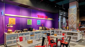 ๋งค์ผ ๋ทํ ๋ฌด๋ฃ ์์นจ ์์ฌ ํฌํจ