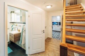 Interior - Waterkant - Finnish sauna, terrace, garden furniture, barbecue, e-bike charging station (Gelting)