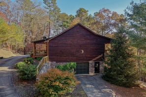 Cabin, 2 Bedrooms | Exterior