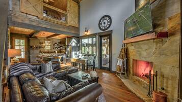 Cabin, 3 Bedrooms | Living room