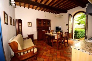 Fernseher, DVD-Player