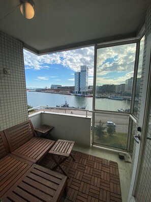 City Apartment | Terrace/patio - 1BR home with Seaview Sauna and Balcony (Helsinki)