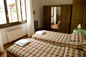 2 bedrooms, travel crib, free WiFi, wheelchair access