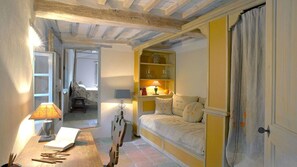 3 Schlafzimmer, Bügeleisen/Bügelbrett, Reisekinderbett, kostenloses WLAN