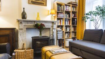 Comfort Apartment | Living area