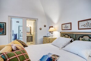 7 Schlafzimmer, Bügeleisen/Bügelbrett, Reisekinderbett, kostenloses WLAN