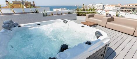 室外 SPA 浴池