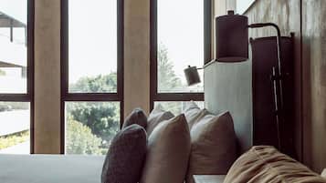 1 bedroom, premium bedding, down duvets, in-room safe