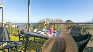 Cottage | Outdoor dining