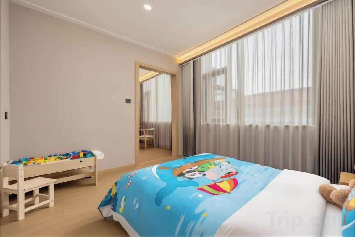 Smart Family Friendly Family Suite