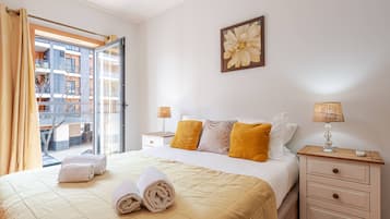 2 Schlafzimmer, schallisolierte Zimmer, Bügeleisen/Bügelbrett