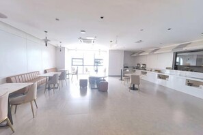 星評価なしの画像、2 / 17、ボタン